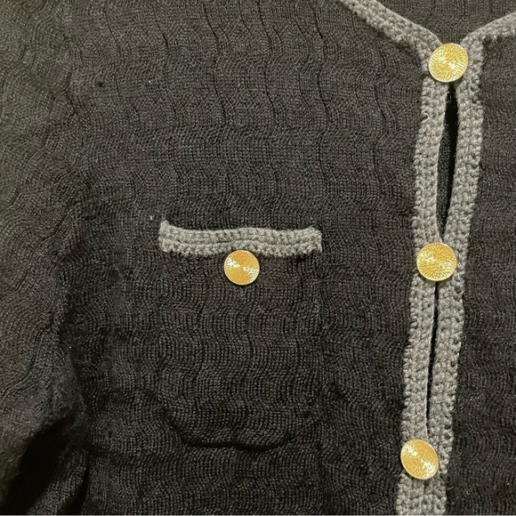 Trina Turk 100% (soft) wool  Vermouth Black with Gold button Caridgan M - Picture 5 of 9